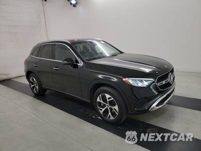 2025 Mercedes-Benz GLC 350e - zdjęcie 3 z 29 - miniatura