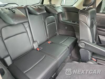 2022 Nissan Pathfinder SL - zdjęcie 14 z 27 - miniatura
