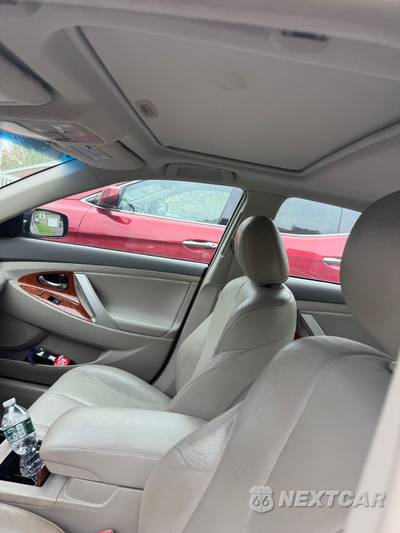 2011 Toyota Camry XLE - zdjęcie 2 z 2 - miniatura