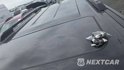 2026 Toyota 4Runner i-FORCE MAX TRD Off Road Premium - zdjęcie 17 z 19 - miniatura