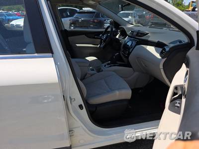 2018 Nissan Rogue Sport SV - zdjęcie 8 z 17 - miniatura