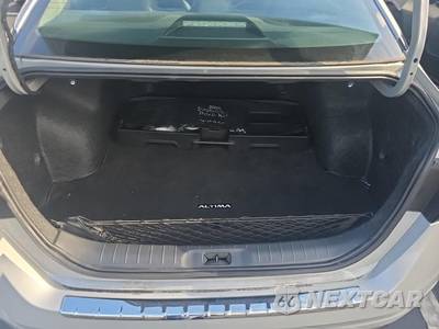 2023 Nissan Altima SR - zdjęcie 17 z 26 - miniatura