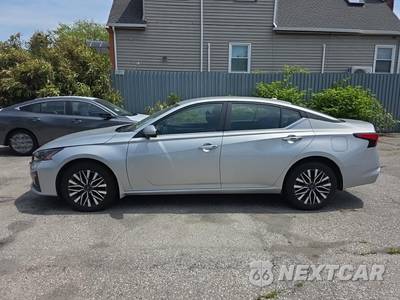 2023 Nissan Altima SV - zdjęcie 8 z 23 - miniatura