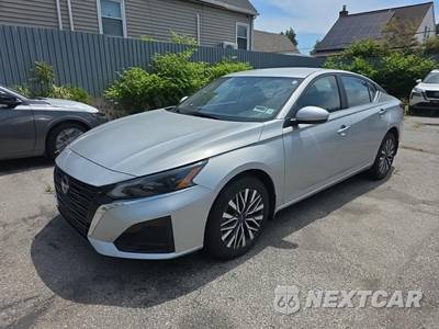 2023 Nissan Altima SV - zdjęcie 1 z 23 - miniatura