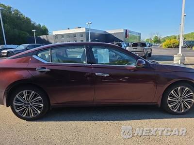 2023 Nissan Altima SL - zdjęcie 4 z 29 - miniatura