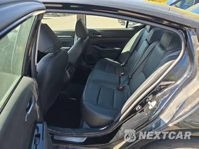 2023 Nissan Altima SL - zdjęcie 14 z 28 - miniatura