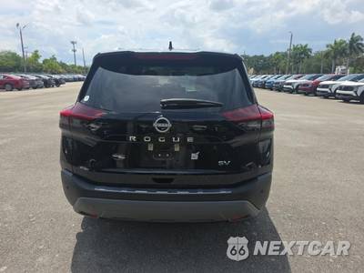 2023 Nissan Rogue SV - zdjęcie 6 z 33 - miniatura