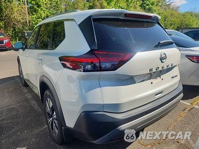 2023 Nissan Rogue SV - zdjęcie 7 z 25 - miniatura