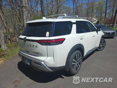 2023 Nissan Pathfinder Platinum - zdjęcie 5 z 27 - miniatura