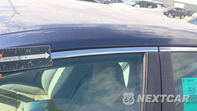 2016 Toyota Camry LE - zdjęcie 35 z 42 - miniatura