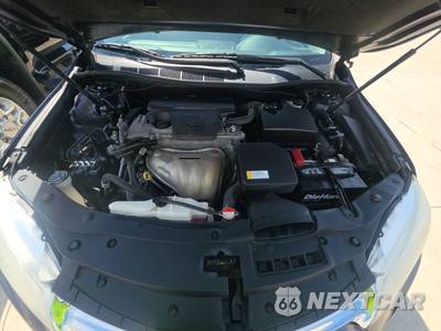 2016 Toyota Camry LE - zdjęcie 15 z 42 - miniatura