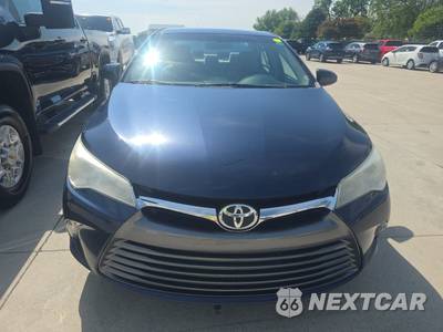 2016 Toyota Camry LE - zdjęcie 2 z 42 - miniatura