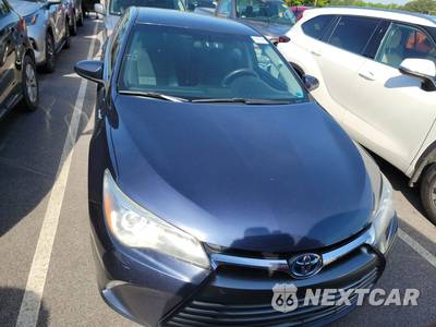2017 Toyota Camry Hybrid LE - zdjęcie 2 z 26 - miniatura