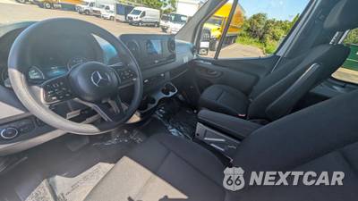 2024 Mercedes-Benz Sprinter 2500 Passenger Van 144.0" WB - zdjęcie 11 z 19 - miniatura