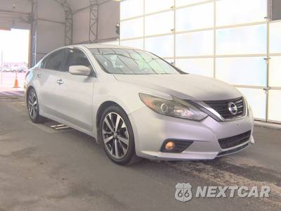 2016 Nissan Altima 2.5 SR - zdjęcie 3 z 43 - miniatura
