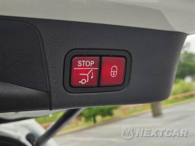 2023 Mercedes-Benz AMG GLB 35 4MATIC - zdjęcie 12 z 35 - miniatura