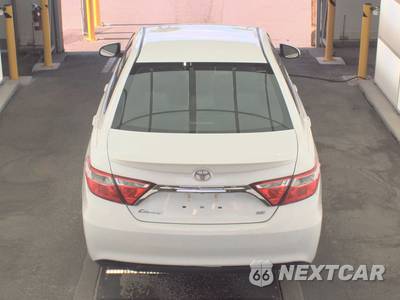 2017 Toyota Camry SE - zdjęcie 5 z 25 - miniatura
