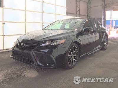 2023 Toyota Camry SE - zdjęcie 1 z 33 - miniatura