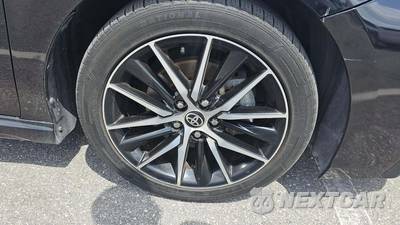 2023 Toyota Camry SE - zdjęcie 30 z 33 - miniatura