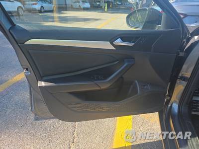 2025 Volkswagen Jetta Sport - zdjęcie 9 z 21 - miniatura