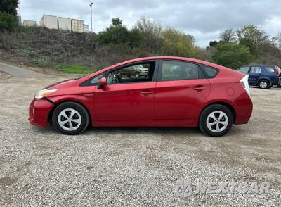 2012 Toyota Prius Two - zdjęcie 7 z 13 - miniatura