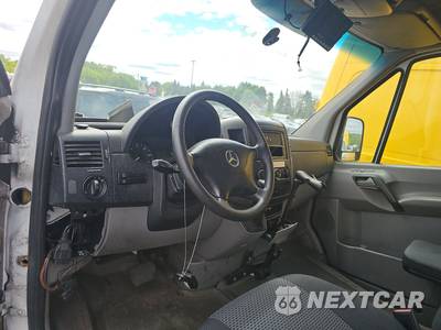 2011 Mercedes-Benz Sprinter 2500 Cargo Van High Roof 170.3" WB - zdjęcie 11 z 36 - miniatura