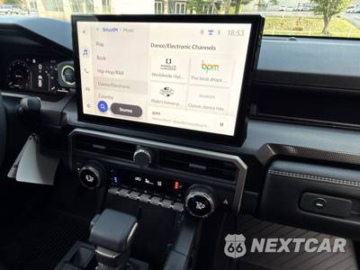 2026 Toyota 4Runner i-FORCE MAX Limited - zdjęcie 36 z 44 - miniatura