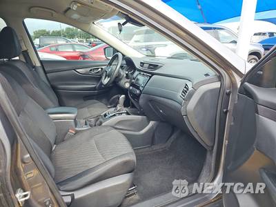 2019 Nissan Rogue S - zdjęcie 8 z 23 - miniatura