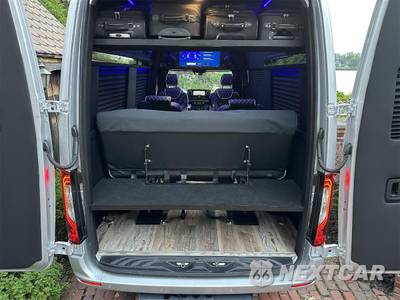 2023 Mercedes-Benz Sprinter 2500 Base Standard Roof 144.0" WB - zdjęcie 35 z 50 - miniatura