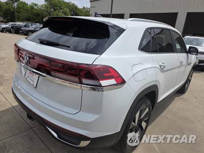 2025 Volkswagen Atlas Cross Sport 2.0T SE w/Technology - zdjęcie 2 z 23 - miniatura