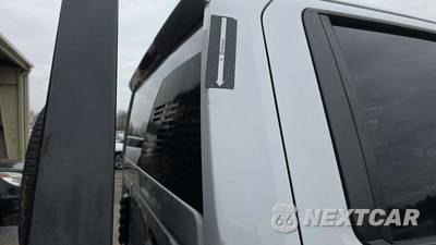 2024 Chevrolet Silverado 3500HD Cab Chassis LT Crew Cab 1LT DRW - zdjęcie 23 z 34 - miniatura