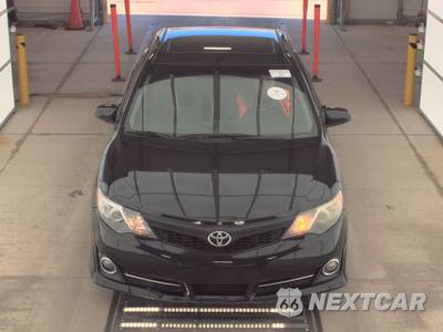 2014 Toyota Camry SE Sport - zdjęcie 2 z 34 - miniatura
