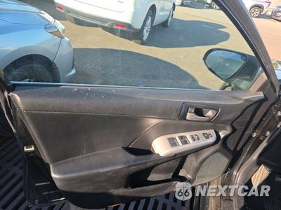 2014 Toyota Camry SE Sport - zdjęcie 9 z 34 - miniatura