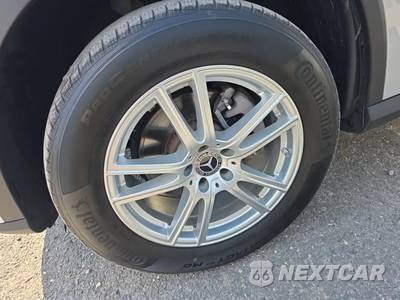 2023 Mercedes-Benz GLC 300 4MATIC - zdjęcie 8 z 22 - miniatura