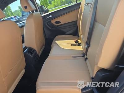 2022 Volkswagen Tiguan SE R-Line Black - zdjęcie 16 z 21 - miniatura