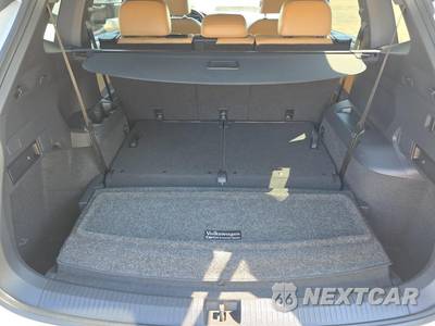 2022 Volkswagen Tiguan SE R-Line Black - zdjęcie 19 z 21 - miniatura