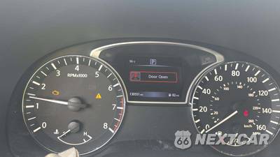 2017 Nissan Pathfinder SV - zdjęcie 25 z 30 - miniatura
