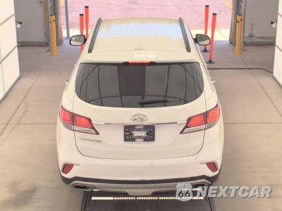 2017 Hyundai Santa Fe SE - zdjęcie 5 z 18 - miniatura