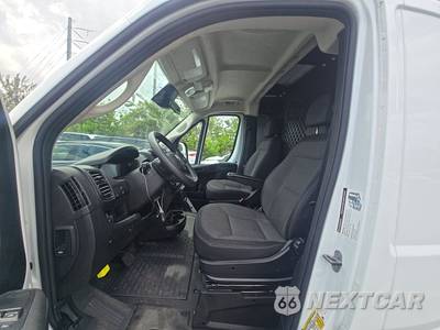 2025 Ram ProMaster 2500 Cargo Van Tradesman w/Passenger Seat Low Roof 136.0" WB - zdjęcie 7 z 23 - miniatura