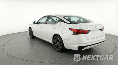 2025 Nissan Altima SV - zdjęcie 5 z 12 - miniatura
