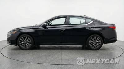 2025 Nissan Altima SV - zdjęcie 4 z 12 - miniatura