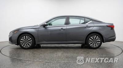 2025 Nissan Altima SV - zdjęcie 4 z 12 - miniatura