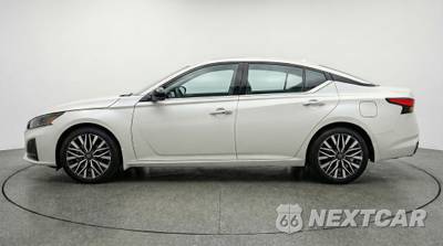2025 Nissan Altima SV - zdjęcie 4 z 12 - miniatura