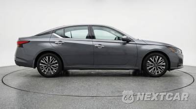 2025 Nissan Altima SV - zdjęcie 7 z 11 - miniatura