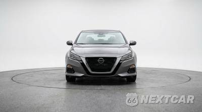 2025 Nissan Altima SV - zdjęcie 2 z 12 - miniatura