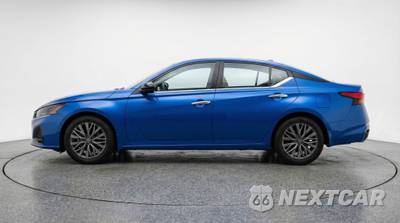 2025 Nissan Altima SV - zdjęcie 4 z 12 - miniatura