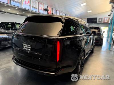 2026 Land Rover Range Rover SE LWB w/7-Passenger Seating - zdjęcie 5 z 16 - miniatura