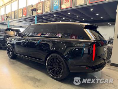 2026 Land Rover Range Rover SE LWB w/7-Passenger Seating - zdjęcie 7 z 16 - miniatura
