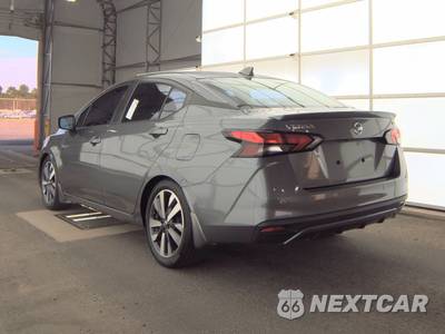 2020 Nissan Versa SR - zdjęcie 6 z 48 - miniatura