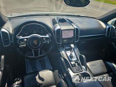 2017 Porsche Cayenne Platinum Edition - zdjęcie 14 z 23 - miniatura